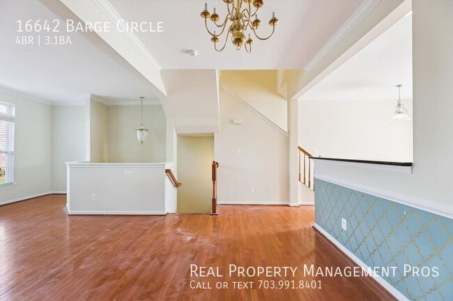 Building Photo - 16642 Barge Cir