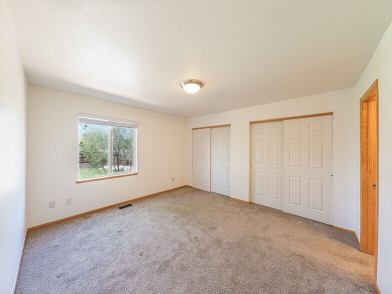 Building Photo - 1106 Timberline Ct