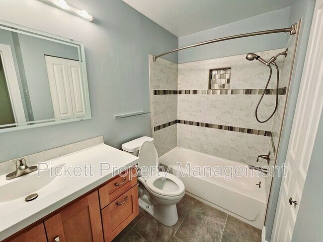 Building Photo - 27201 WA-3