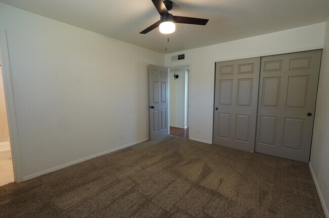 Building Photo - 6501 Dungan St NE