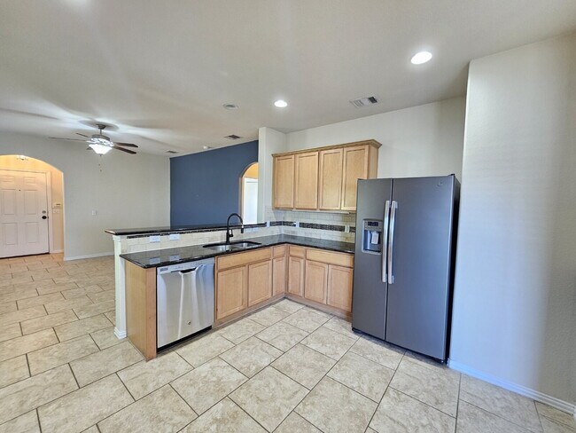 Building Photo - 5601 Little Theater Bend