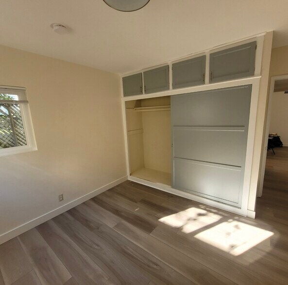 Building Photo - 2614 Voorhees Ave