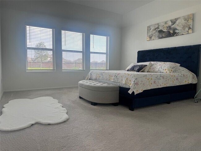 Building Photo - 2944 Cordova Hl Dr