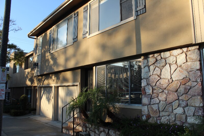 Building Photo - 231 Grand Ave