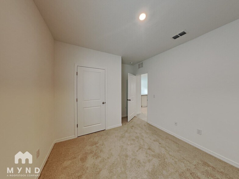 Building Photo - 36813 Yesler Dr