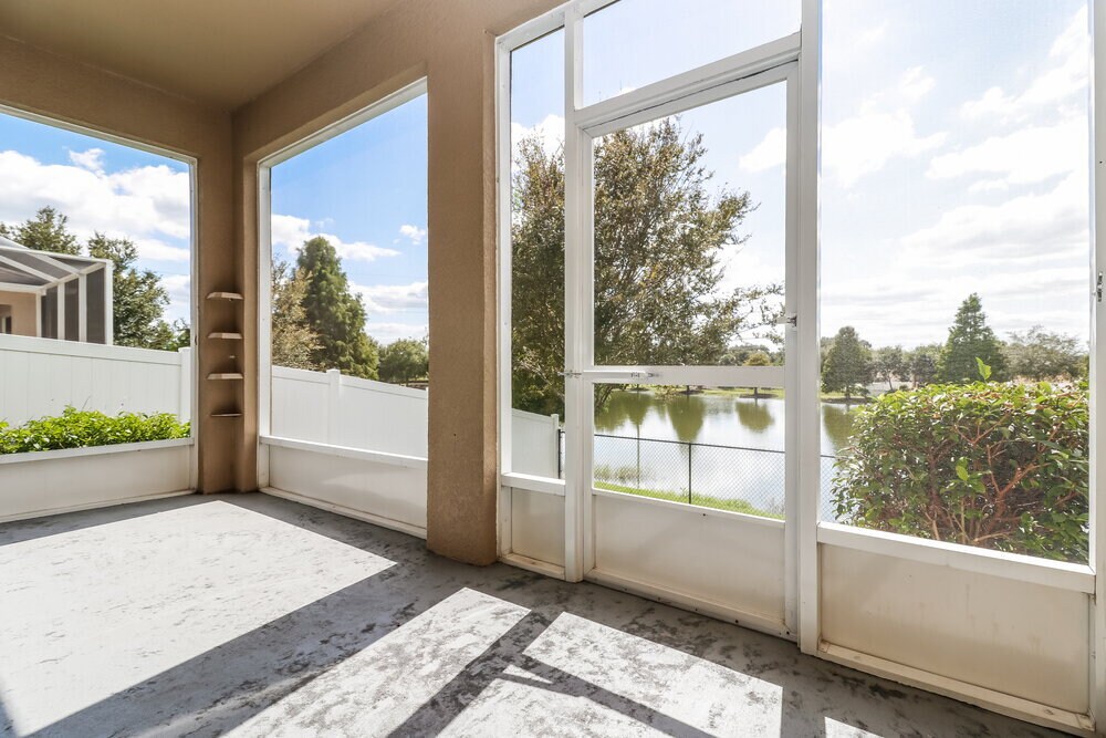 Building Photo - 6442 Twin Bridges Dr