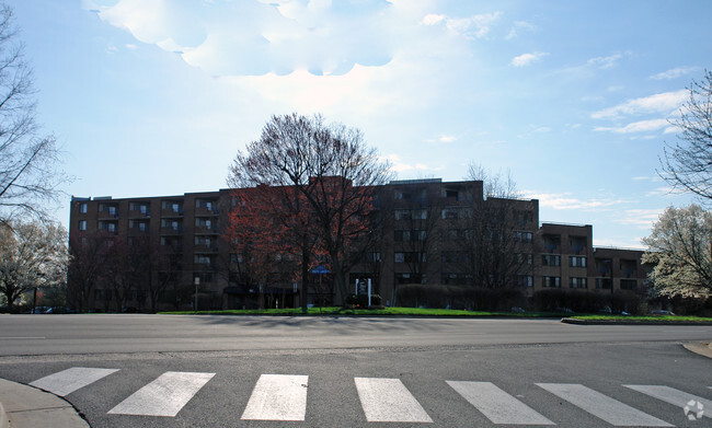 Building Photo - Thoreau Place Condominiums