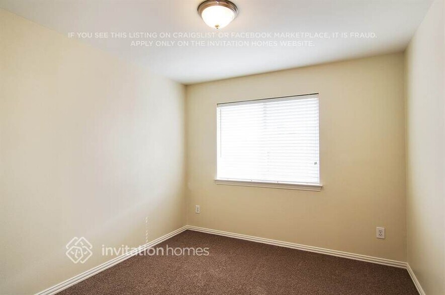 Building Photo - 1312 W Branch Hollow Dr