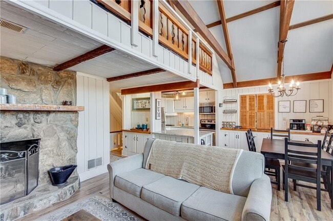 Building Photo - 3 Berkshire Ln