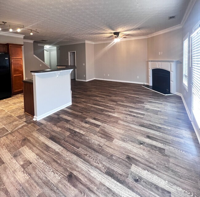 Building Photo - 3803 Augustine Pl