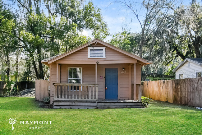 Primary Photo - Cozy Home in Jacksonville