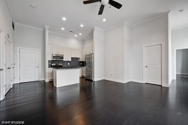 Building Photo - 1440 S Wabash Ave