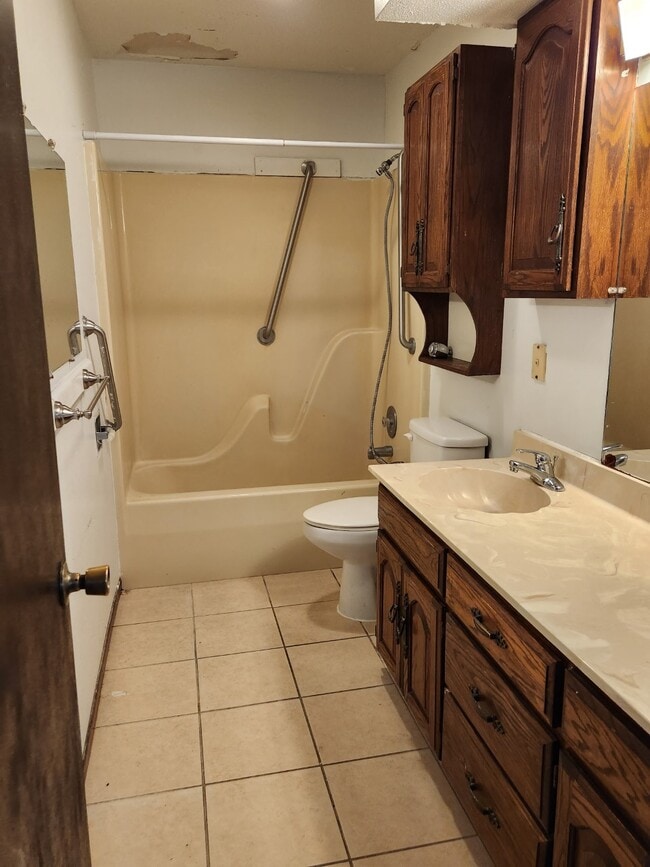 Building Photo - 918 W Cape Rock Dr