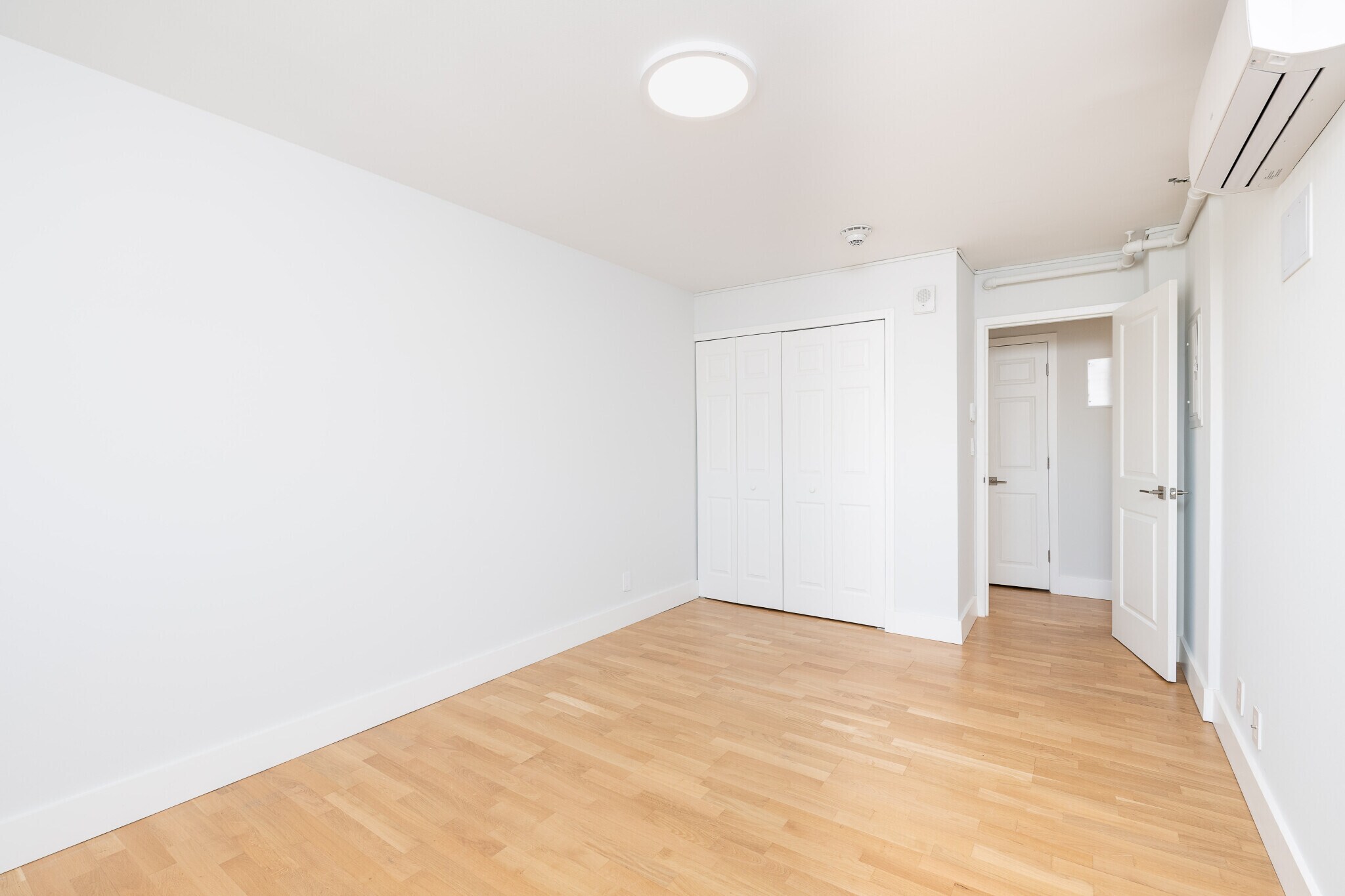 Building Photo - 1410 Columbia Rd