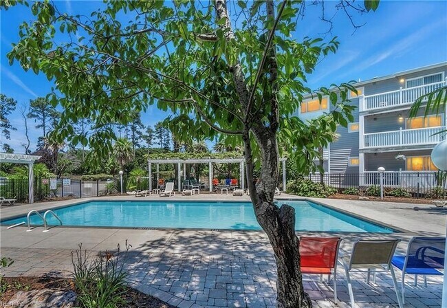 Building Photo - 500 Ocean Trace Arch