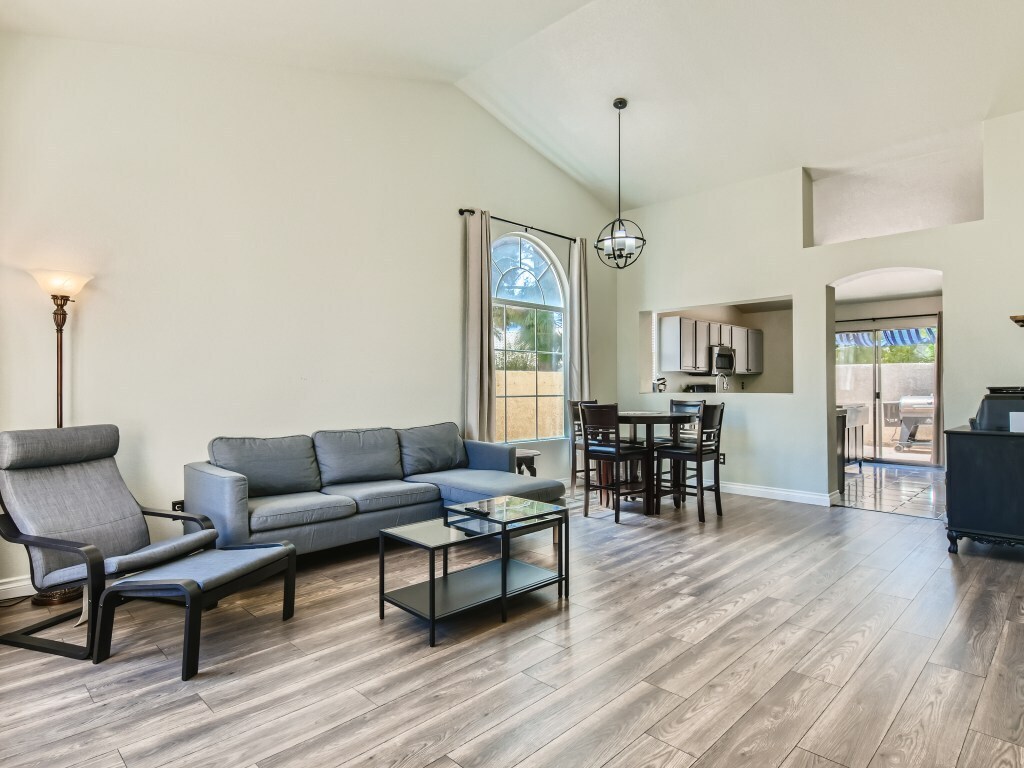 Building Photo - 5717 Cliff Point Ct