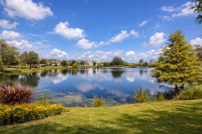 Building Photo - Gorgeous  3/2 Condo with Garage  for Rent in Exclusive Baldwin Park.