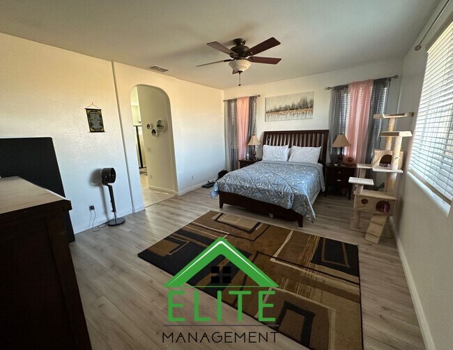 Building Photo - Beautiful 3-Bedroom Home in Desirable Nort...