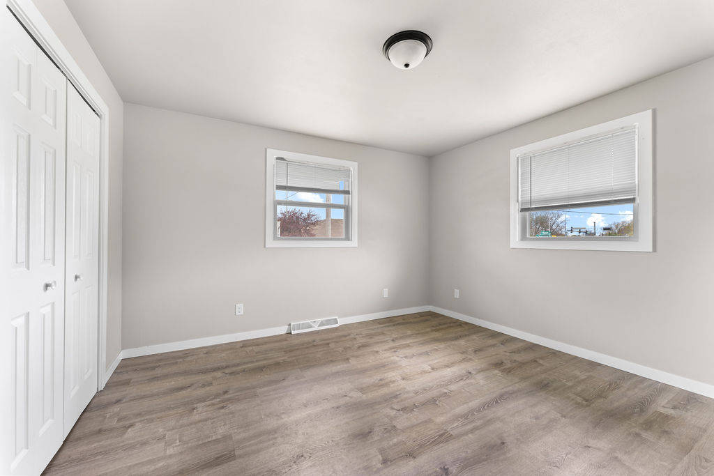 Building Photo - 1222 W Weiland Ln