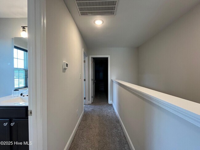 Building Photo - 1295 Reservation Rd