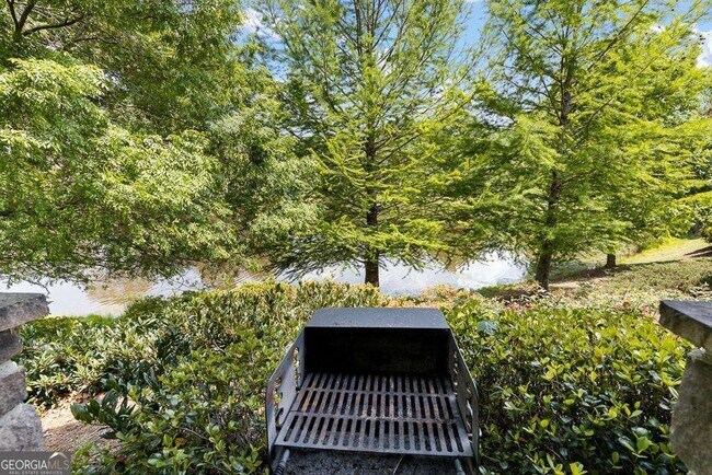 Building Photo - 4735 Watkins Wy