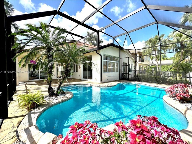 Building Photo - 2791 Oakbrook Manor