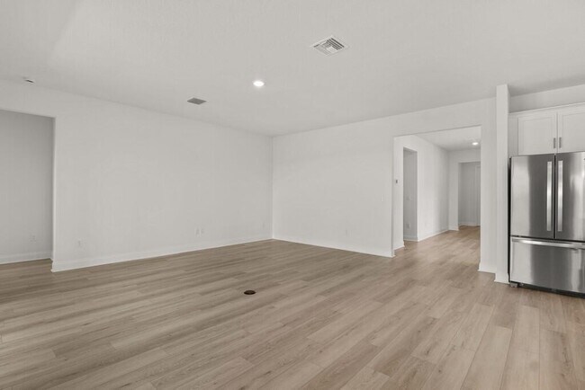 Building Photo - 5684 Hampton Park Cir