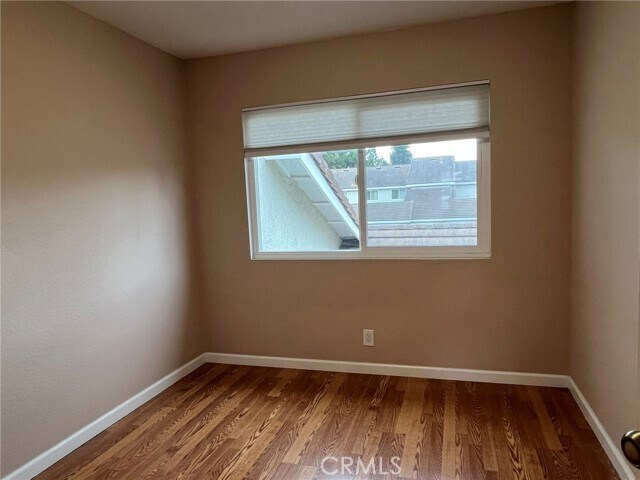Building Photo - 17 Goldenrod