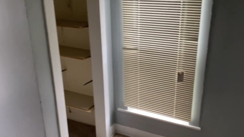 Building Photo - 412 1st Ave