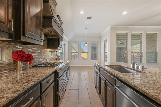 Building Photo - 348 Prairie Ridge Ln