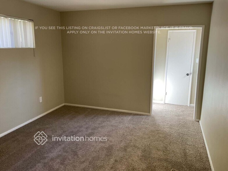 Building Photo - 6056 Bellaire Ave