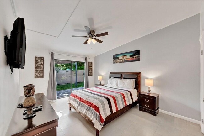 Building Photo - 1510 S 20th Ave