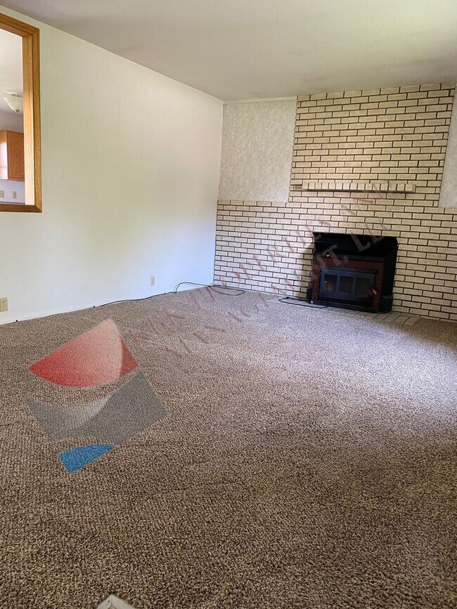 Building Photo - 711 Murphy Dr