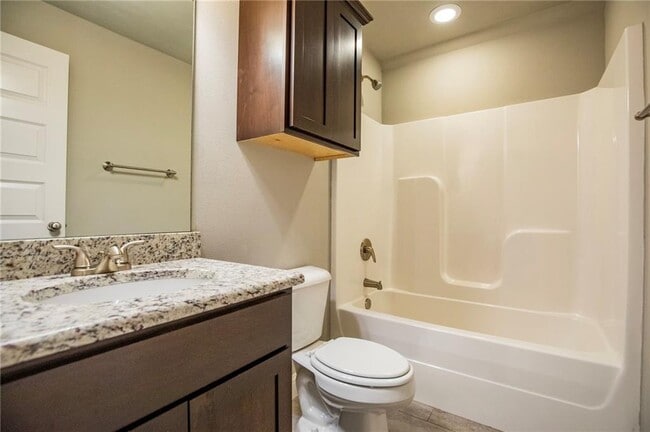 Building Photo - 3214 SW Stonepoint Ave