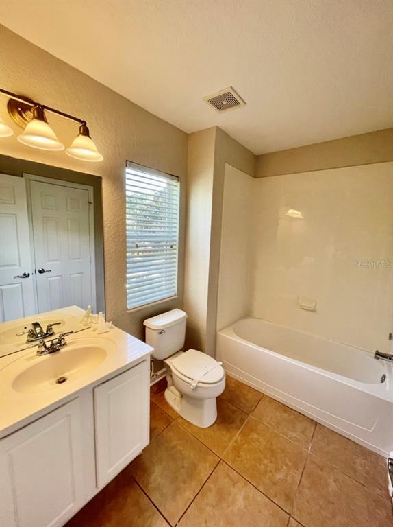 Building Photo - 2511 Stockton Dr