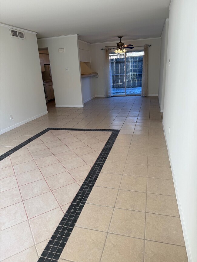 Building Photo - 2605 Marilee Ln