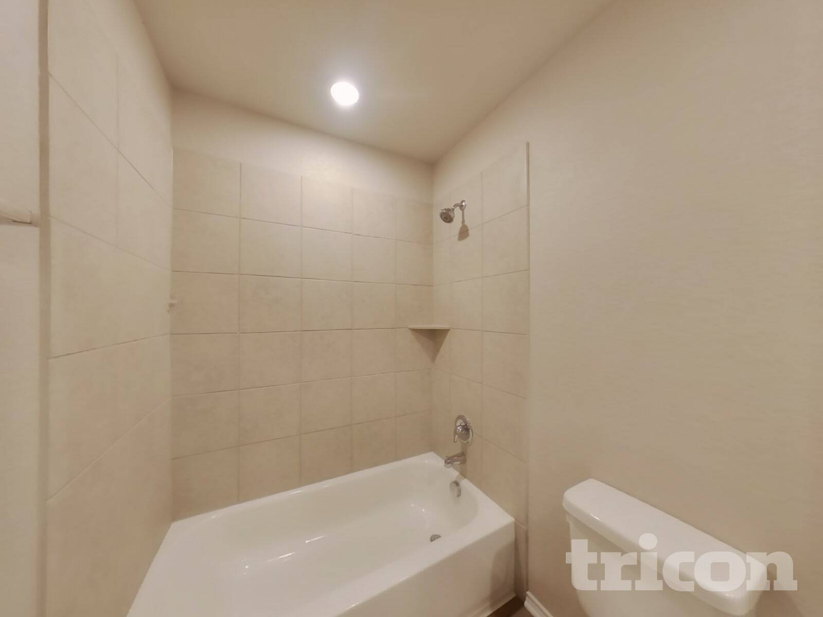 Building Photo - 5104 Saddle Clb Dr