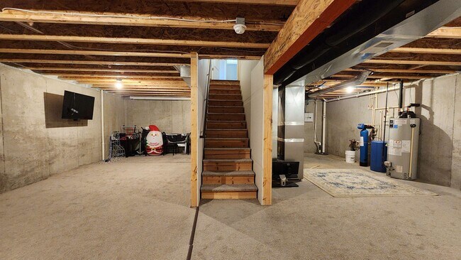 Building Photo - 9359 Highland Gate Way