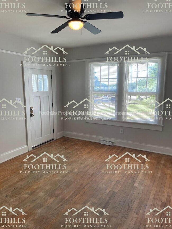 Building Photo - 509 N Fant St