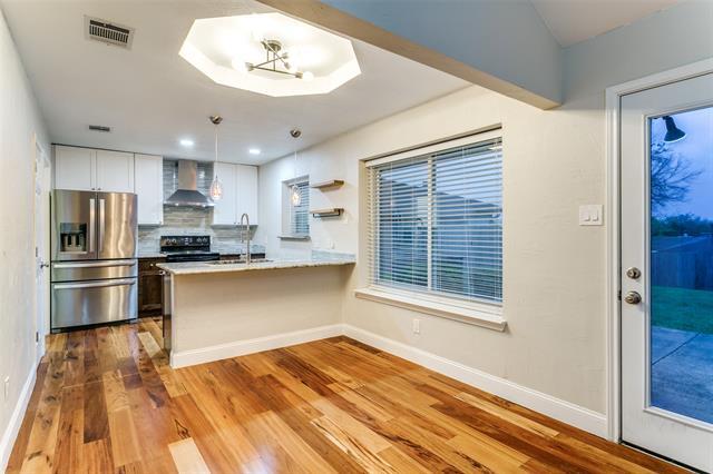 Building Photo - 3019 Panhandle Dr