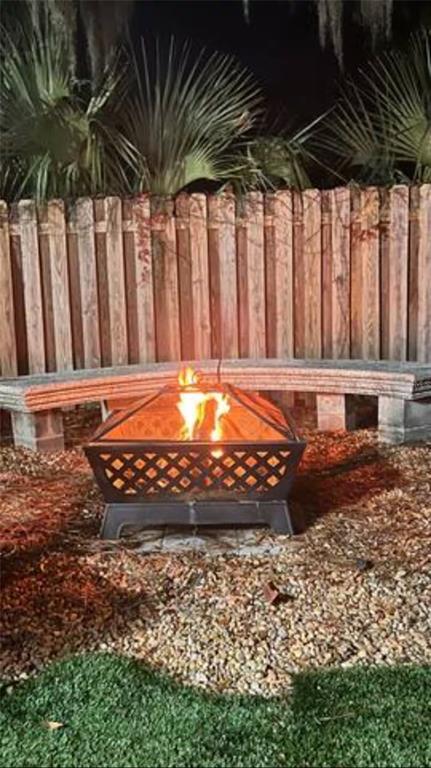 Building Photo - 1317 13th St