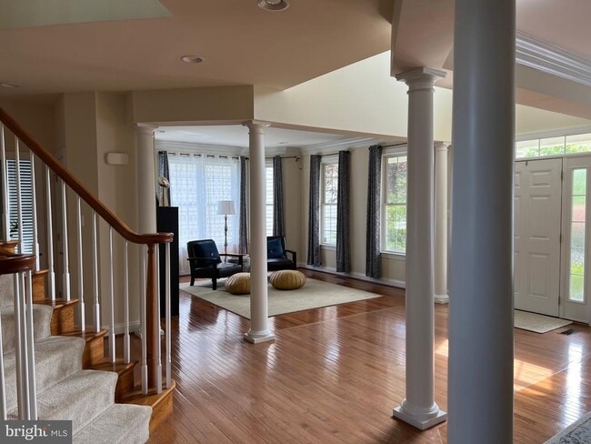 Building Photo - 8107 Kylemore Way