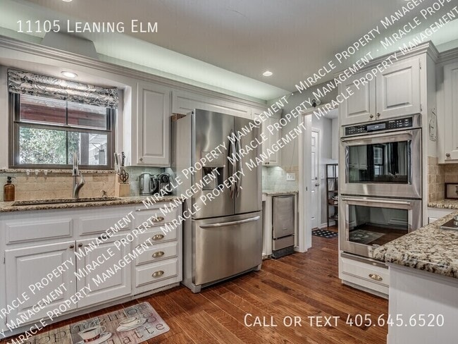 Building Photo - 11105 Leaning Elm Rd