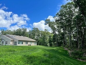 Building Photo - 31 Albert St