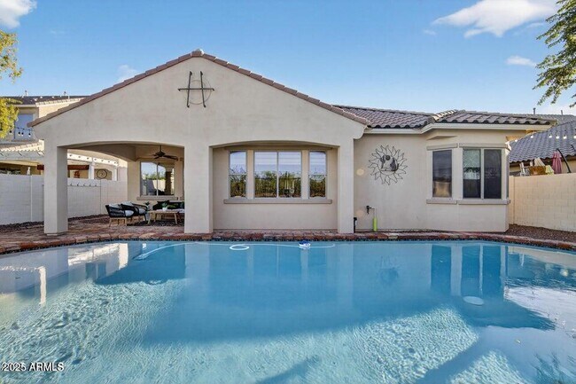 Building Photo - 17564 W Verdin Rd