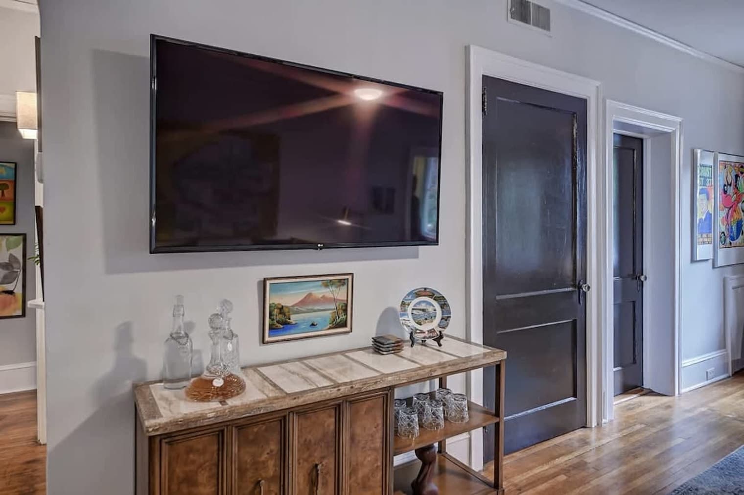 Building Photo - 518 Lamar Ave