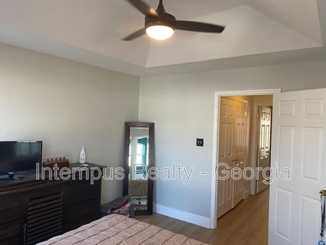 Building Photo - 301 Station Trl