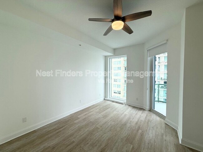Building Photo - 1431 Riverplace Blvd