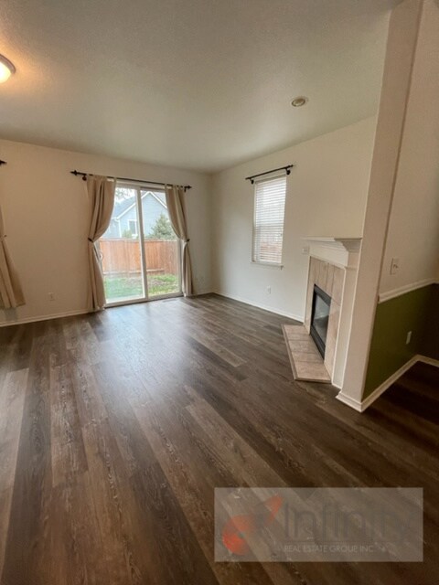 Building Photo - 21847 SW Vintner Ln