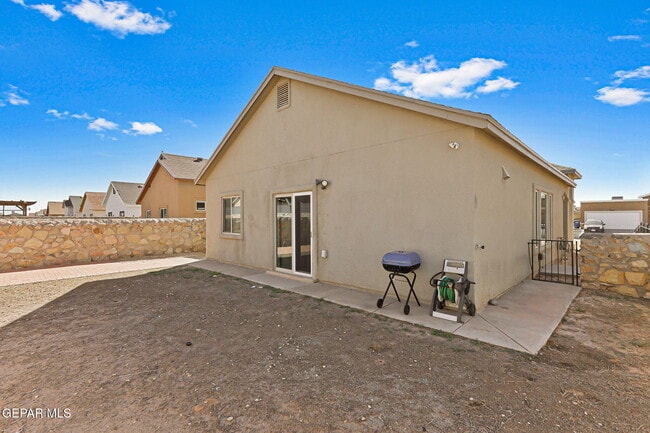 Building Photo - 7213 Copper Trail Ave